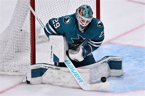 How a preseason visit in Toronto helped Mackenzie Blackwood get comfortable with San Jose Sharks